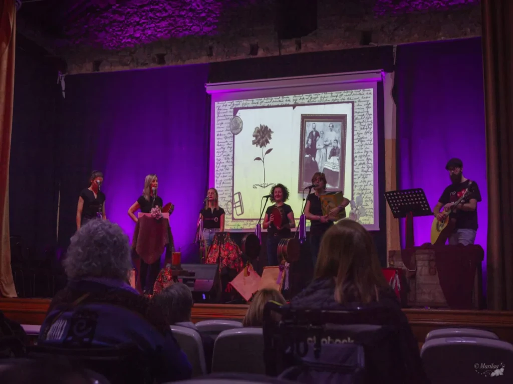 Luanco Compañeras 1