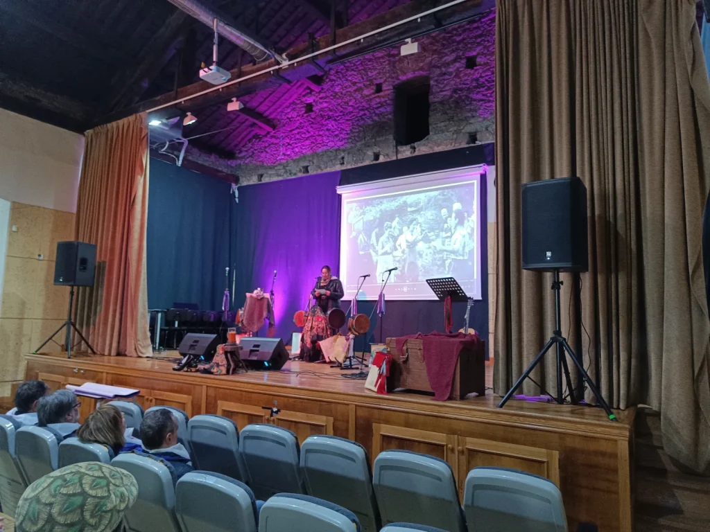 Luanco Compañeras 6